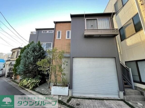 アドニスKの物件外観写真